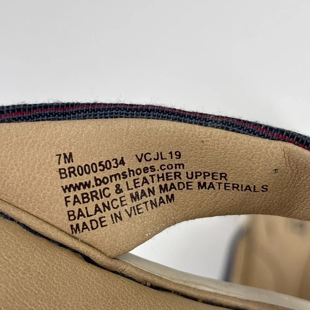 Born‎ Liselotte Women's US 7M Navy Fabric Leather Comfort Slip-On Thong Sandals